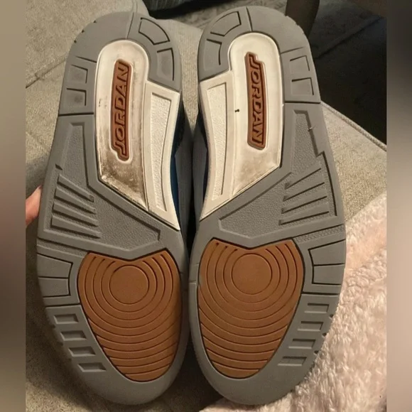 Jordan 3 Retro Wizards size 11 - Picture 11 of 15